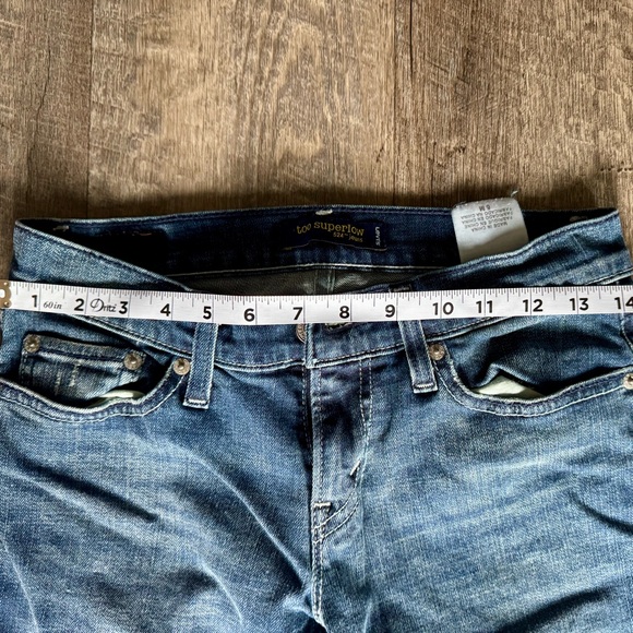 Vintage Levi’s 524 Too Superlow Button Flap Back Pockets w/ Button Closure Jeans - Picture 7 of 16